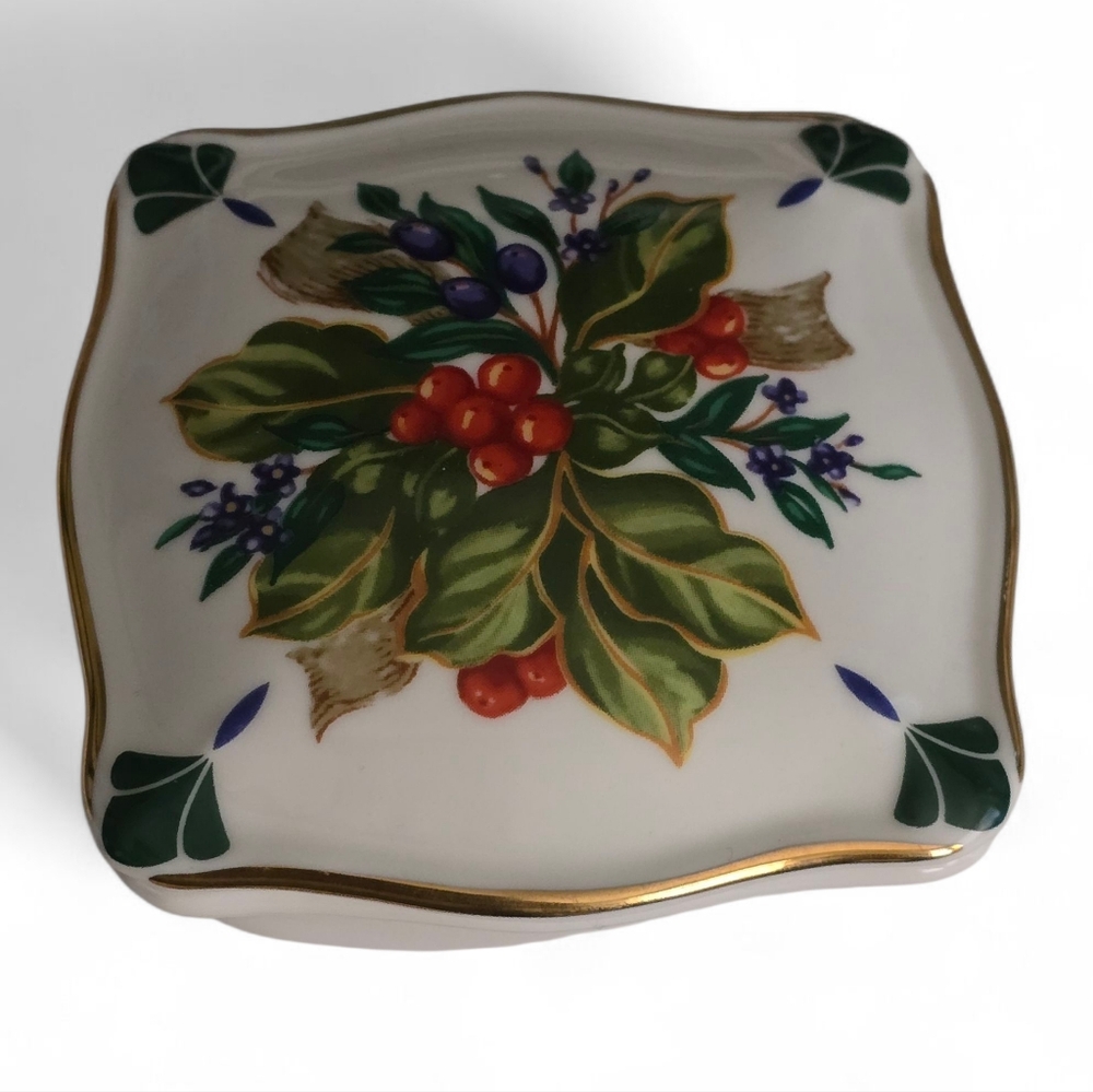 Princess House Winter Garden Trinket Box 4" Holiday